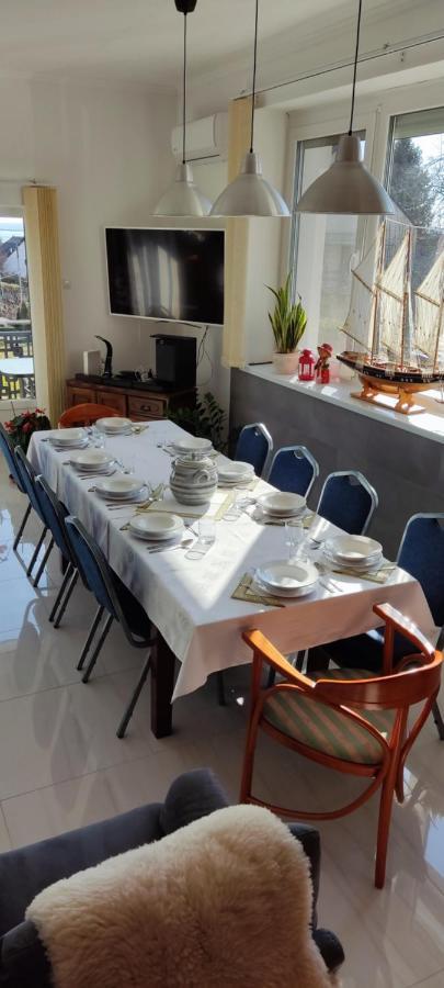 Lila Fuge Apartman Apartment Balatonfured Exterior photo