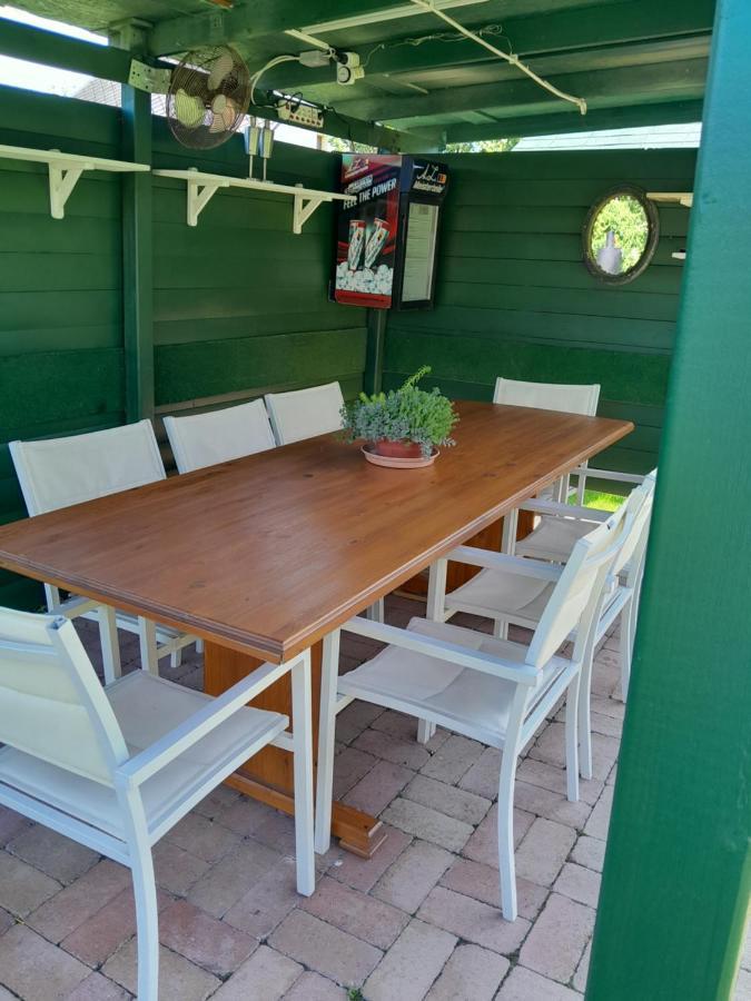 Lila Fuge Apartman Apartment Balatonfured Exterior photo